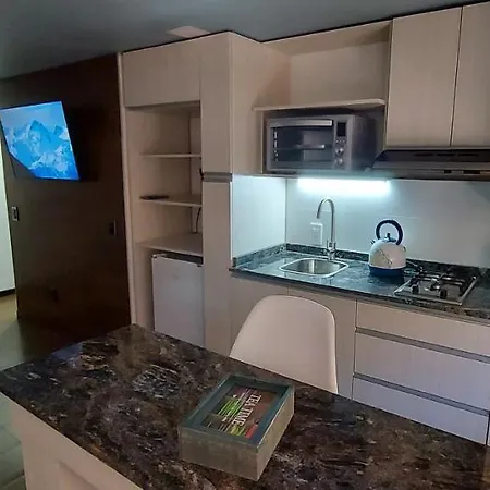 Departamento Con Cochera Muy Bien Ubicado En Ciudad Mendoza Exterior foto